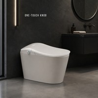 WC intelligent compact allongé avec télécommande et évacuation en S pour ventilation électrique en caravane et salle de bain moderne