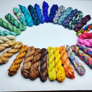 Ruban En Soie De Sari Recyclée - 100g, Largeur 1-2cm, Mélange Pêche, Pour Bijoux Et Créations - 4