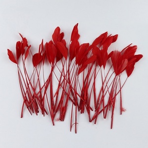 Plumas <span class=keywords><strong>de</strong></span> pájaro teñidas al por mayor para decoración <span class=keywords><strong>de</strong></span> sombreros y sombreros <span class=keywords><strong>de</strong></span> suministros <span class=keywords><strong>de</strong></span> arte y artesanía - Product Image 1