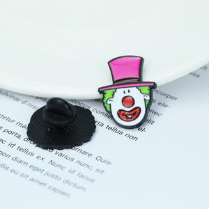 Террористический фильм Готический убийца эмалированная булавка Забавный мультфильм Цирк Клоун брошь - Product Image 4
