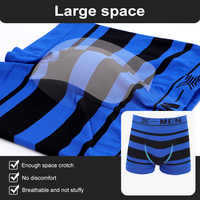 Short de sport du fabricant chinois Sous-vêtements sans couture à prix bon marché Adultes Taille moyenne Couleur unie Logo Ceinture Boxer et slips tricotés