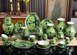 Collection de <span class=keywords><strong>vaisselle</strong></span> en porcelaine florale marron de luxe en gros, service de table <span class=keywords><strong>complet</strong></span> en céramique avec bordure dorée, style européen - Product Image 6