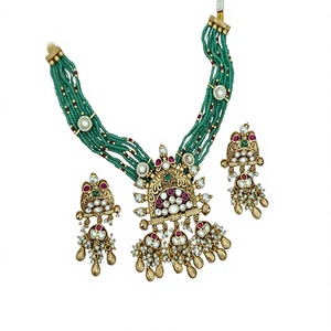 Ensemble collier et boucles d'oreilles élégants en moissanite de haute qualité, aspect perles, plaqué or, pour femme, bijoux de créateur pour mariage - Product Image 2