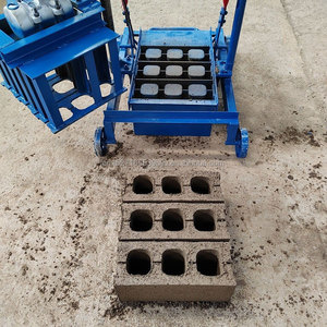 Machine automatique électrique pour la fabrication de blocs creux en béton, petite machine à briques creuses en ciment, prix fabricant - Product Image 4