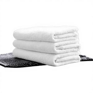 Toalla de Baño de Lujo Ecológica Blanca 100% Algodón Terry 600 GSM Almacén Europeo - Product Image 1