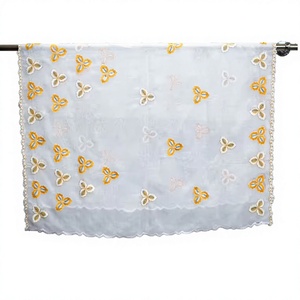 Foulard en mousseline de soie en gros avec applique papillon brodée, bord festonné transparent, léger pour femme, été, OEM ODM personnalisé - Product Image 1