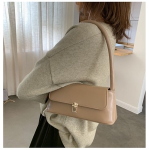 Nouveau <span class=keywords><strong>Sac</strong></span> Sous le Bras Élégant Crowdsourcing Français pour Femme, <span class=keywords><strong>Sac</strong></span> à Main Tendance, <span class=keywords><strong>Sac</strong></span> à Bandoulière Polyvalent Vente en Gros - Product Image 3