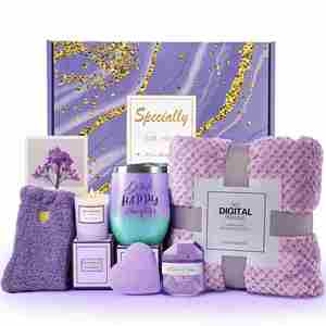 Set Regalo per <span class=keywords><strong>Donna</strong></span> con Calzini Viola, Set da Bagno e Spa con Coperta in Confezione Regalo - Product Image 1