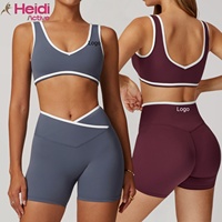 Ensemble de yoga 2 pièces personnalisable avec logo : short de yoga taille haute effet push-up et brassière de sport à bretelles larges pour sports de plein air