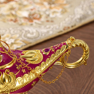 Venta al por mayor <span class=keywords><strong>Aladdin</strong></span> Magic Lamp Quemador de incienso Artesanía de metal Adornos de metal Decoración para el hogar Hotel Boda Uso Red <span class=keywords><strong>Aladdin</strong></span> Lamp - Product Image 5