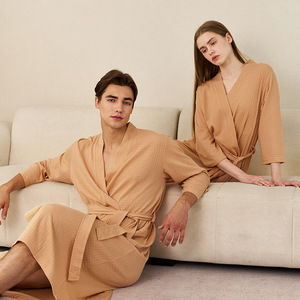 Wholesale Summer Hotel Unisex Adult Bathrobe Men Soft Quick Dry Spa Bathrobe Solid Gown <strong>Women</strong> <strong>Waffle</strong> <strong>Robes</strong> - Product Image 1