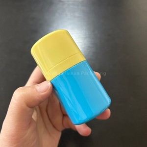 กระปุกแป้งฝุ่นทรงกลม 15 กรัม ยี่ห้อ ISMAN พร้อมพัฟ สำหรับใส่แป้งฝุ่นแบบพกพา ใช้ได้กับแป้งแต่งหน้า แป้งปิดริ้วรอย และแป้งปัดผม - Product Image 6