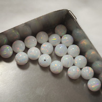 Opale synthétique cultivée en laboratoire OP17, opale blanche feu, pierre de 6 mm, trou traversant, perles d'opale créées en laboratoire pour bracelet