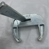 Pince à panneau Framax Accessoires de coffrage Doka essentiels pour la construction en acier Pièces d'échelle et d'échafaudage de haute qualité