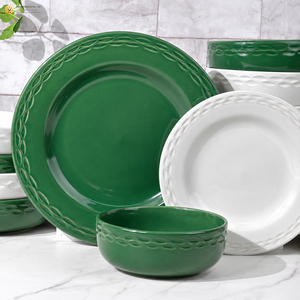 Lot <span class=keywords><strong>de</strong></span> 16 pièces : <span class=keywords><strong>Service</strong></span> <span class=keywords><strong>de</strong></span> <span class=keywords><strong>table</strong></span> émaillé vert et blanc avec bord texturé pour les vendeurs et importateurs d'articles ménagers en e-commerce - Product Image 3
