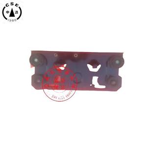 Composant de plaque suspendue pour porte de plancher d'ascenseur Composant de plaque suspendue pour porte de hall Plaque suspendue pour porte de plancher pour SELCO <span class=keywords><strong>WITTUR</strong></span> - Product Image 4