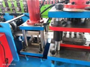 Máquina Perfiladora de Soportes Solares con Punzonadora Hidráulica para Fabricación de Canales de Perfilado, Control PLC - Product Image 3
