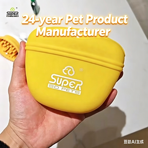 <span class=keywords><strong>Bolsillo</strong></span> para entrenamiento <span class=keywords><strong>de</strong></span> mascotas con clip y cierre magnético, bolsa portátil <span class=keywords><strong>de</strong></span> silicona para golosinas para perros, bolsa para aperitivos y comida para mascotas - Product Image 1