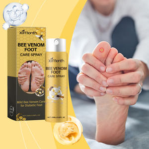 Spray pour les pieds au venin d'abeille à base de plantes, réduit le gonflement, la peeling et les gerçures des pieds, nettoie et hydrate les pieds - Product Image 2