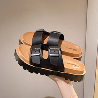 Nouvelles sandales décontractées pour femmes Boken été 2025 et pantoufles à semelle épaisse Joker Drag Chaussures de plage décontractées