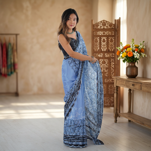 Sari en polyester imprimé numérique bleu élégant avec bordure noire, longueur ras du sol, pour femme, tenue de mariage, coupe classique - Product Image 3
