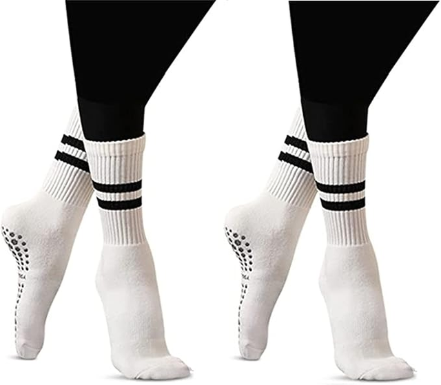 2026 New Style Professional Non slip Indoor Dance for Inflatable Sports Grip Slip Trampoline Grip Socks