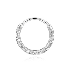 Boucles d'oreilles créoles simples en argent sterling 925 avec diamant Moissanite pour piercing d'oreille, de rook ou de daith - Product Image 1