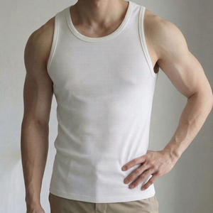 เสื้อกล้ามถักคอโอสีขาวสำหรับผู้ชาย สีพื้น สวมใส่สบายๆ - Product Image 1
