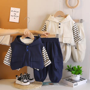 Ensemble d'automne trois pièces pour garçons Gilet à capuche en coton T-<span class=keywords><strong>shirt</strong></span> rayé et pantalon de jogging pour un confort quotidien et un style de rue superposé - Product Image 2