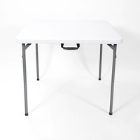 Vente en gros d'usine, table de 86 cm, facile à transporter, en plastique, empilable, pour une utilisation en extérieur