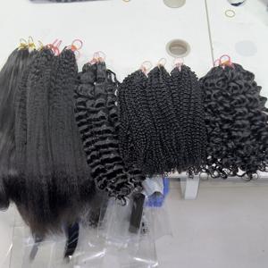Cheveux à crocheter <span class=keywords><strong>Miracle</strong></span> Knots, 115 grammes par paquet, prix de gros, extensions de cheveux humains, cheveux à crocheter bruts - Product Image 1
