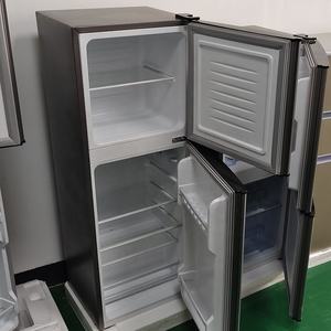 Congélateur-réfrigérateur vertical à double porte de 108 L - Product Image 2