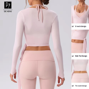 Set Sportivo da Donna <span class=keywords><strong>3</strong></span> Pezzi: Top con Logo Personalizzato, Reggiseno Sportivo e Pantaloni a Gamba Larga per Yoga e Allenamento - Product Image 1