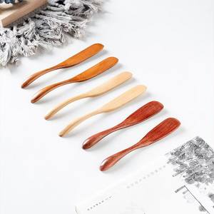 Spatule cosmétique en bambou cuillère cosmétiques en bois crème pour le <span class=keywords><strong>visage</strong></span> cuillères en bois <span class=keywords><strong>bonne</strong></span> qualité <span class=keywords><strong>pas</strong></span> <span class=keywords><strong>cher</strong></span> respectueux de l'environnement en vente de gros - Product Image 1