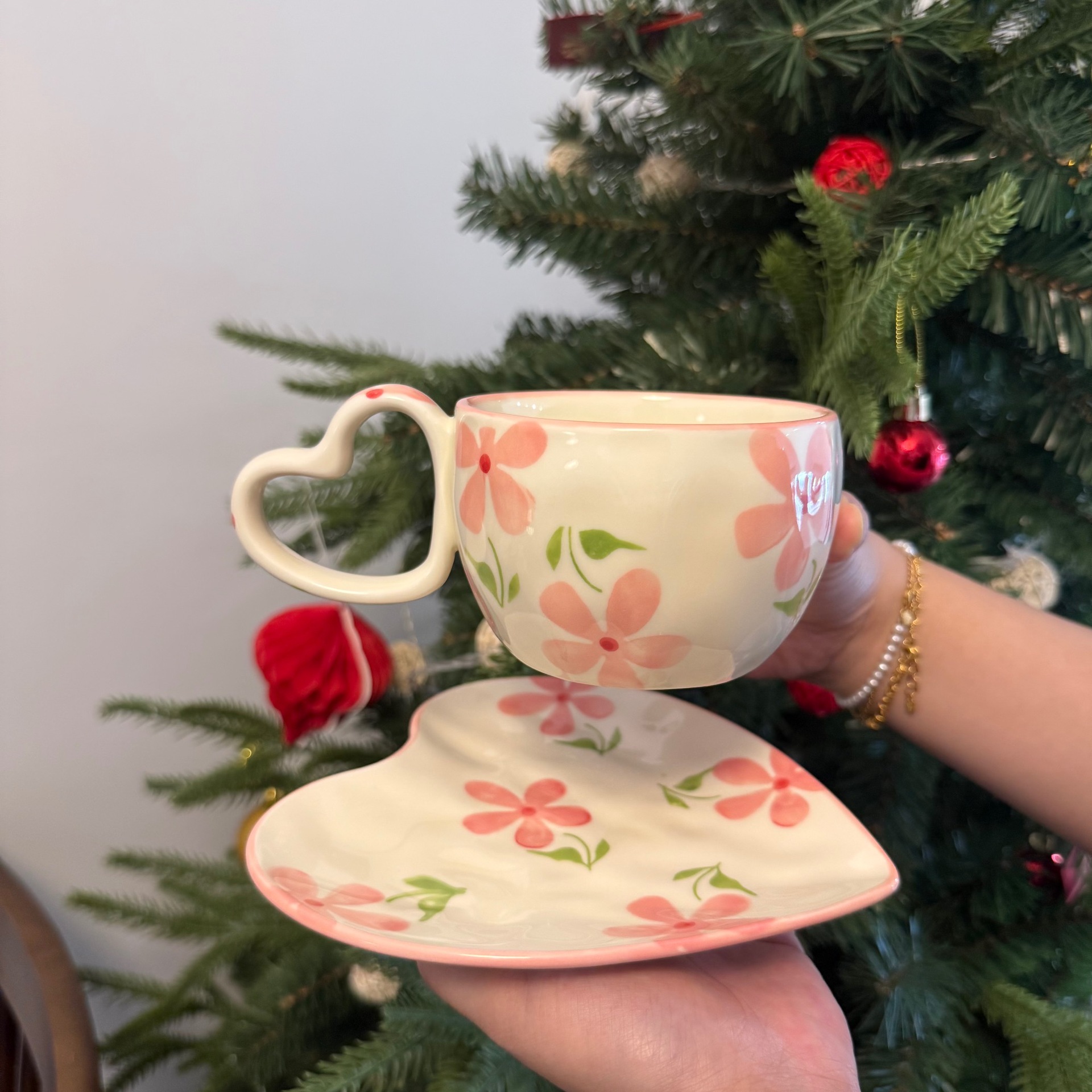 Un grande fiore rosa, tazza 280ml + piattino 15.3*14.2cm