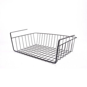 Cestino mobile sospeso sotto lo scaffale che appende il cestino di immagazzinaggio del filo metallico per l'armadio del bagno della dispensa dell'ufficio della <span class=keywords><strong>cucina</strong></span> - Product Image 1