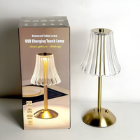 Lampe de table en verre de luxe personnalisable pour les hôtels, à intensité variable, E27, éclairage décoratif moderne nordique pour les projets hôteliers