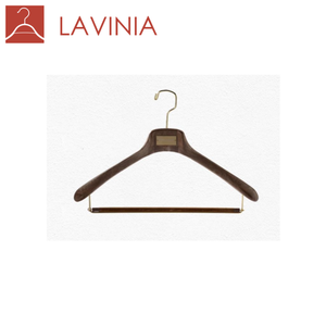 Cintres de luxe antidérapants en plastique Lavinia pour costumes homme et femme – Fabricant de cintres - Product Image 1