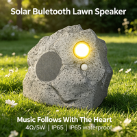 Haut-parleur de jardin décoratif tout-en-un avec charge solaire, lampe LED paysagère et audio Bluetooth pour allées et patios