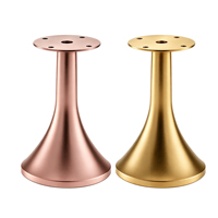 150mm Goldene Stahl-Dreieckmöbelbeine für Moderne Wohnzimmer-Esstische, Küchenmöbel, Sofas, Betten und Schränke - Robust und Einfach zu Montieren