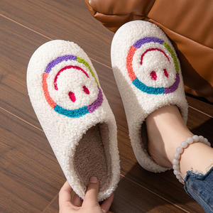 Pantuflas Personalizadas con Estampado de Cara Sonriente de Halloween 2024, Pantuflas de Felpa Suaves y Acogedoras para el Hogar, para Mujer - Product Image 6