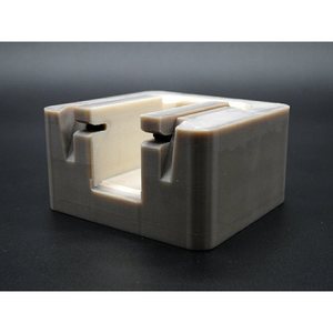 Supporto per saldatura per elettronica stampato in 3D con tecnologia FDM e quattro slot - Product Image 3