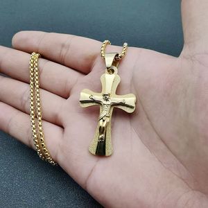 yunnique Stainless Steel <b>Cross</b> Pendant Necklace Gold Plated Unisex Fashion Jewelry 3mm <b>Chain</b> 60cm - Product Image 4