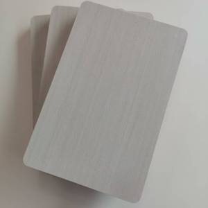 Hot Bán Rắn Lõi Chất Lượng Cao 1220Mm * 2440Mm Kích Thước Tiêu Chuẩn Đồng Bằng Nhiều Lớp Gỗ Bảng Gỗ Cho Nhà Bếp Sử Dụng - Product Image 1