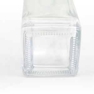 Meilleur <span class=keywords><strong>prix</strong></span> d'usine 500ml 700ml 750ml forme carrée verre rhum whisky <span class=keywords><strong>gin</strong></span> liqueur bouteilles en verre avec liège - Product Image 4