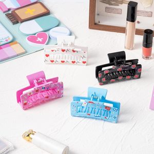กิ๊บหนีบผมทรงสี่เหลี่ยมจัมโบ้ขนาด 10.5 ซม. ลายพยาบาล ของขวัญสำหรับบุคลากรทางการแพทย์ พิมพ์ลาย UV บนพลาสติก เป็นมิตรกับสิ่งแวดล้อม เหมาะสำหรับงานปาร์ตี้ - Product Image 4