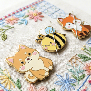 2026 Portaagujas Magnético de Metal Esmaltado con Diseño Personalizado Único, Temática Abeja, Perro, Viaje, para Bordado, de Fábrica - Product Image 4