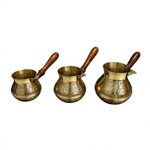 ชุดกาแฟทองเหลืองสไตล์ตะวันออกกลาง ชุดหม้อกาแฟตุรกี 3 ใบ รูปทรงกลม ดีไซน์ดั้งเดิม พร้อมด้ามจับไม้ - Product Image 1