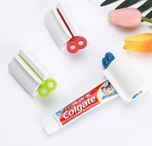Multifunctional Eco-Friendly Two-Piece Plastic Cream Tube Squeezing <strong>Dispenser</strong> 3 Colours for <strong>Toothpaste</strong> XY Brand Model XYTD2010 - Product Image 4