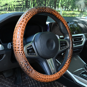 Funda para <span class=keywords><strong>volante</strong></span> de coche transpirable de goma con patrón de cocodrilo marrón para Accord, agarre cómodo, duradero, fácil de instalar, universal - Product Image 2